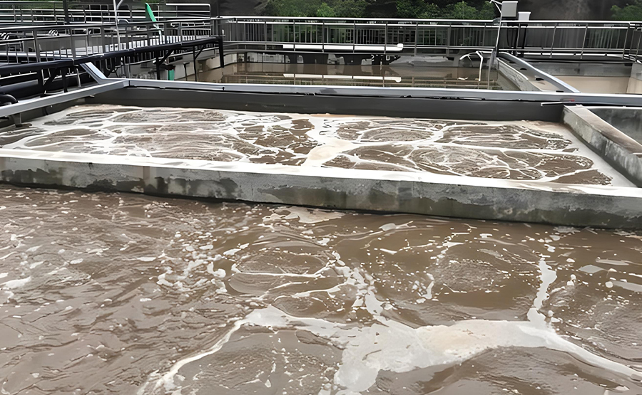 離心澆筑工藝如何提升臥螺離心機(jī)在市政污泥脫水中的耐用性？